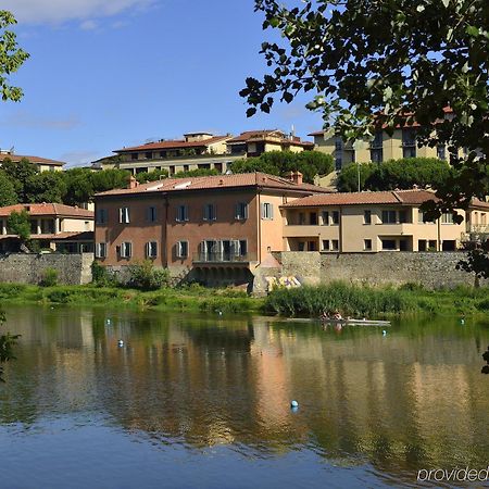 Ville Sull'Arno Florence Luaran gambar The Ardre river